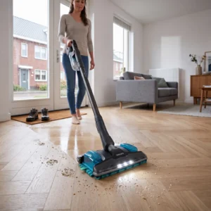 Elektrische dweil op een houten vloer